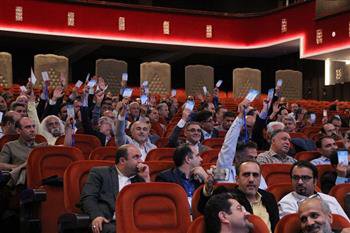 حق عضویت اعضای فاقد پروانه تغییر کرد .