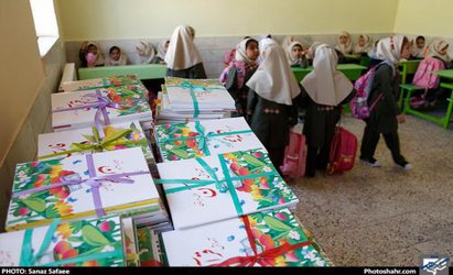 اعضای پارلمان شهری مشهد در مدارس سطح شهر حاضر شدند