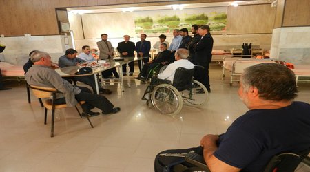 همزمان با هفته دفاع مقدس؛ دیدار جمعی از کارکنان بسیجی حفاظت محیط زیست استان اصفهان با جانبازان و ایثارگران  جنگ تحمیلی